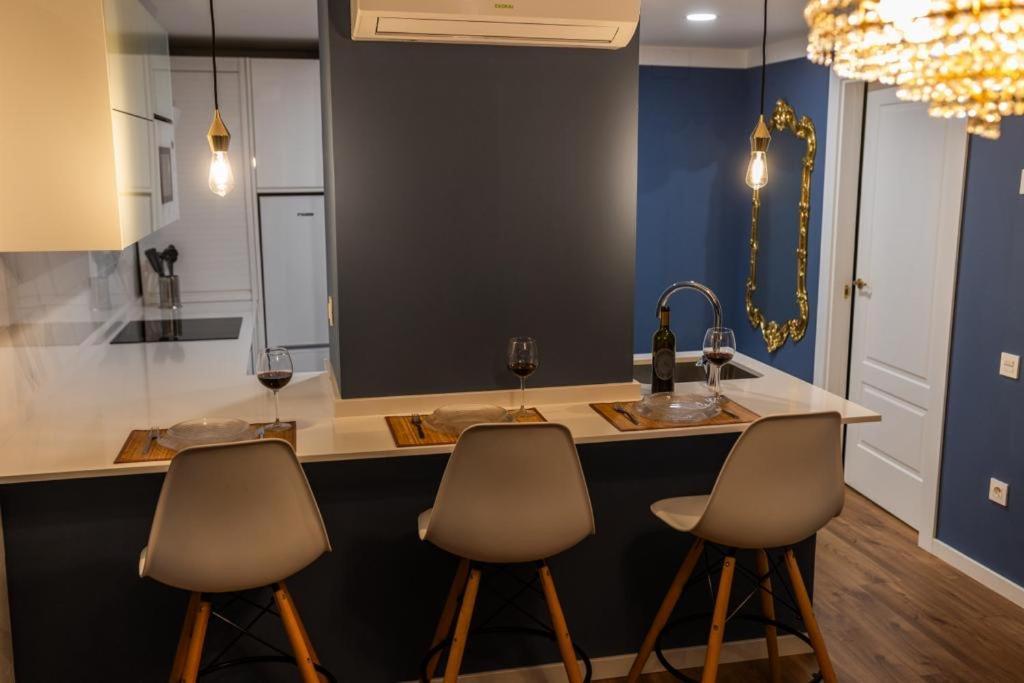 Aniana Alojamiento Boutique โลโกรโญ ภายนอก รูปภาพ